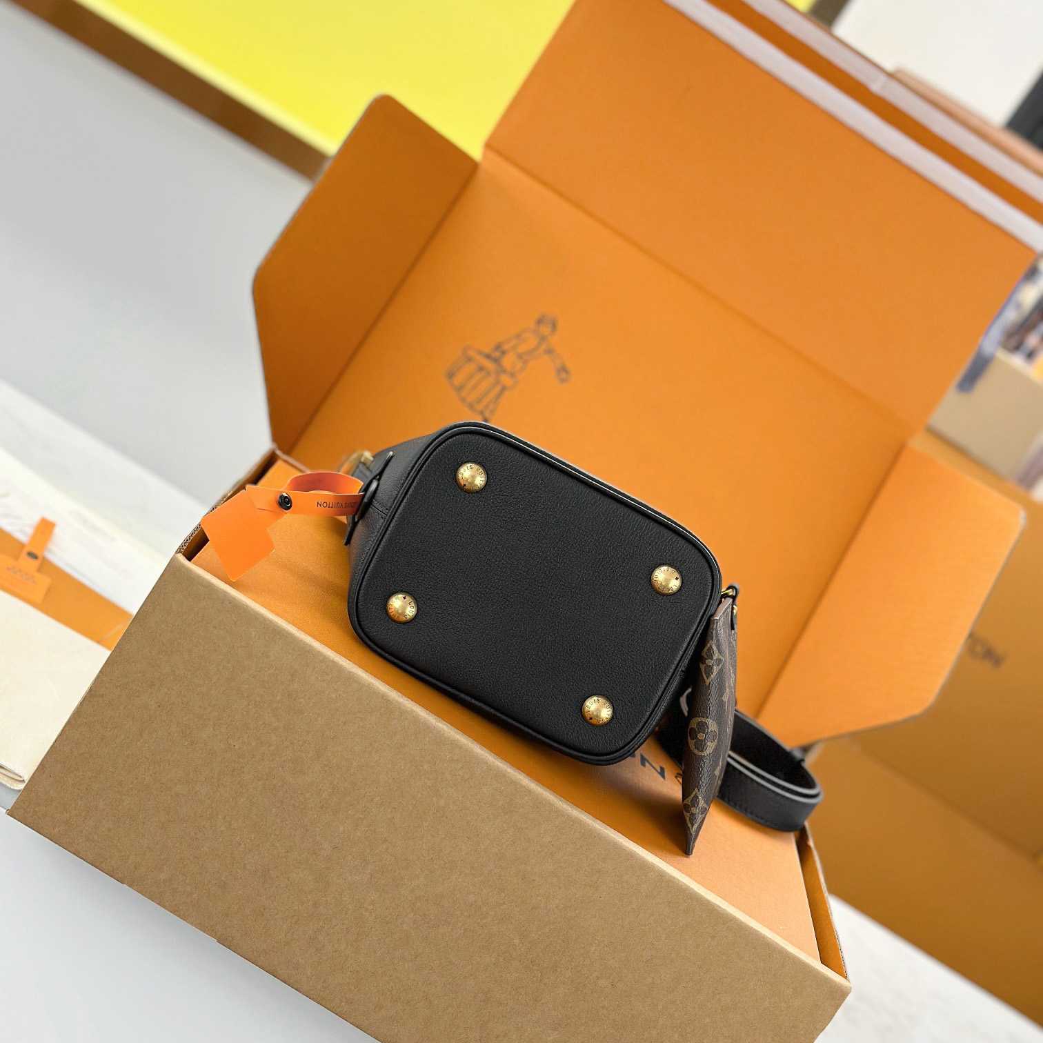 Louis Vuitton Low Key All In BB   M25543 - DopestKickz