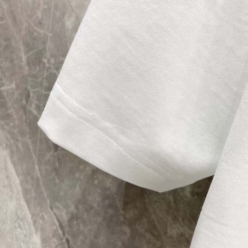 Gucci T-shirt With Gucci Logo - DopestKickz