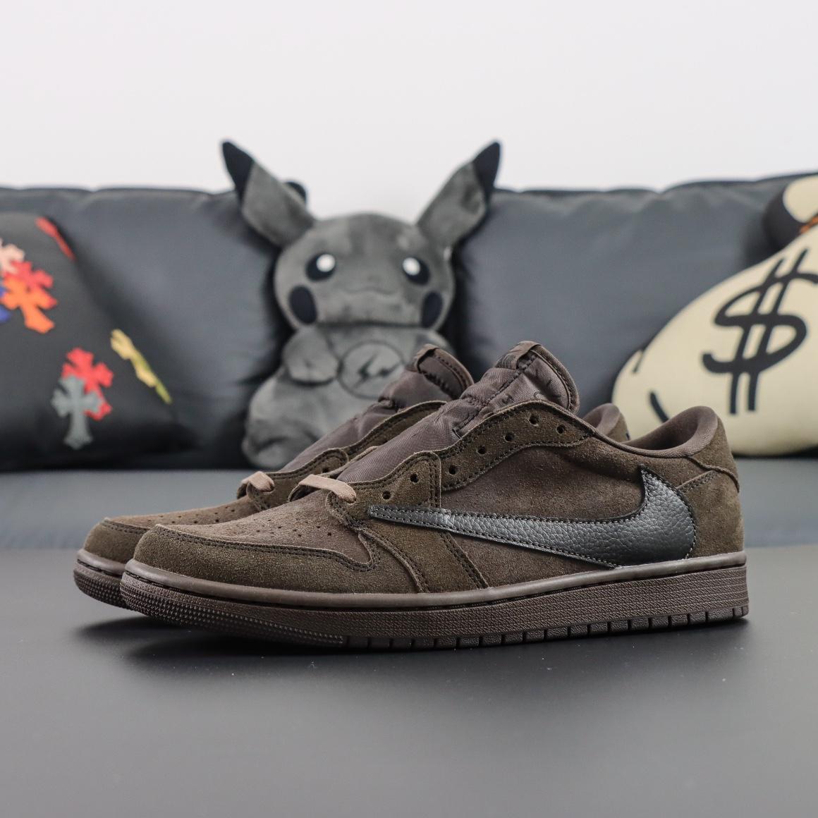 Travis Scott x Air Jordan 1 Low OG 