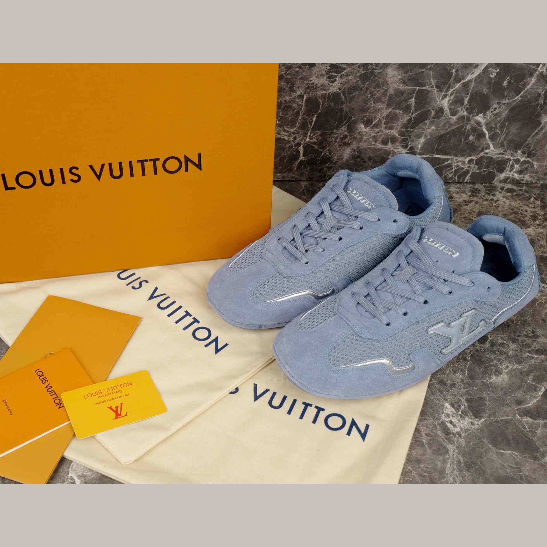 Louis Vuitton LV Rally Sneaker   1AHU29 - DopestKickz
