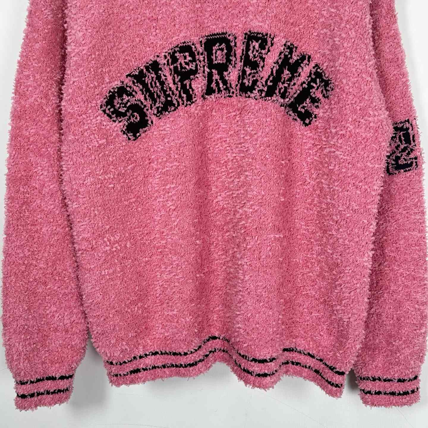 Supreme Textured Arc Sweater - DopestKickz