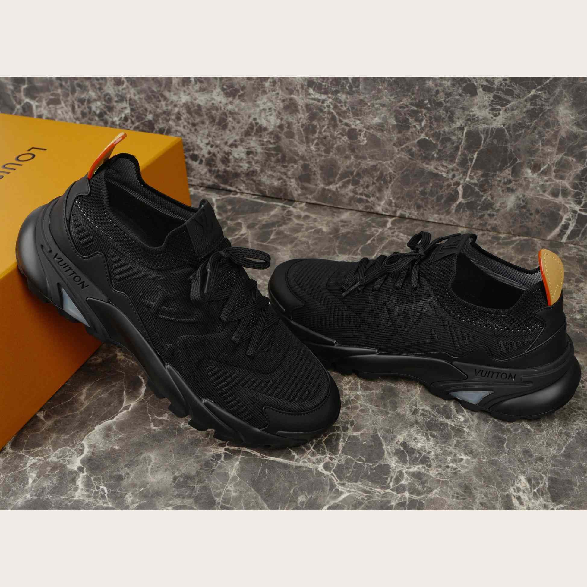 Louis Vuitton LV Runner Tatic Sneaker   1AILJ2 - DopestKickz