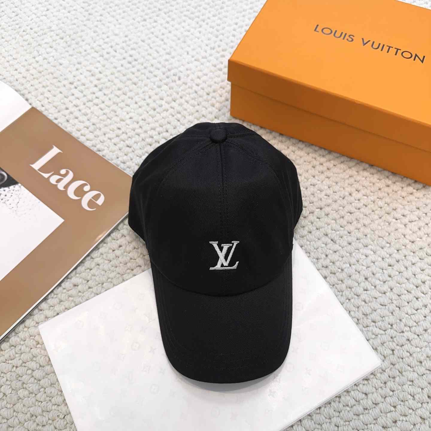 Louis Vuitton Cap - DopestKickz