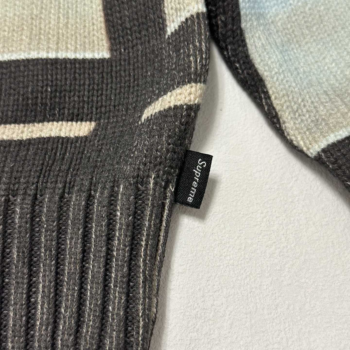 Supreme x Damien Hirst Sweater - DopestKickz