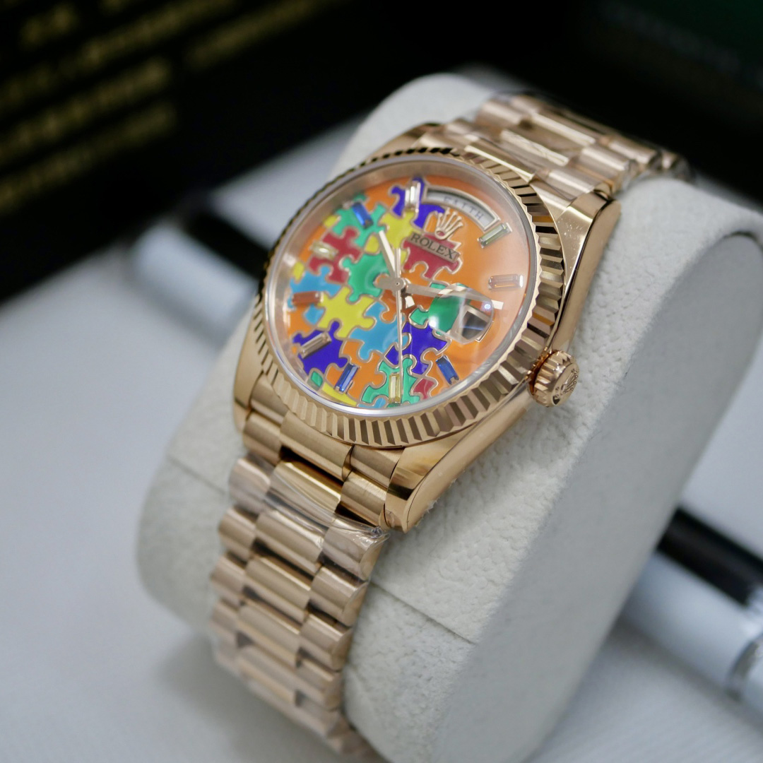 Rolex Oyster Perpetual Day-Date, 36mm, rose gold  128235 - DopestKickz