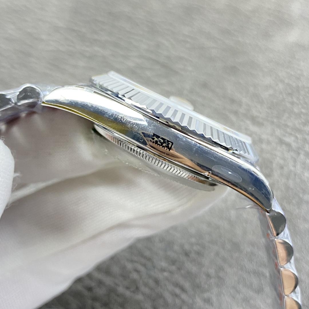 Rolex Day-Date 40 228239 - DopestKickz