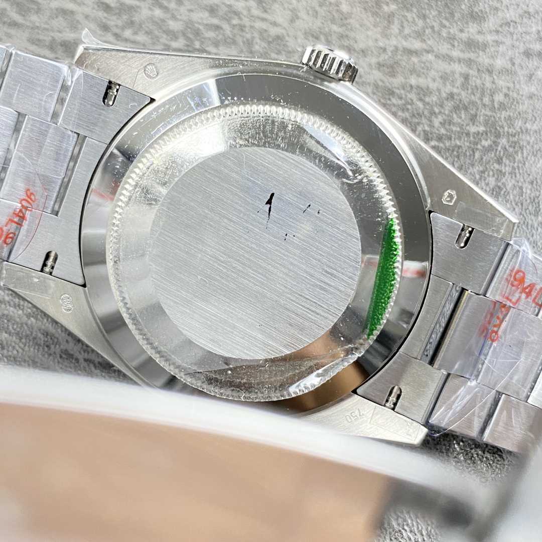 Rolex Day-Date 40 228239 - DopestKickz