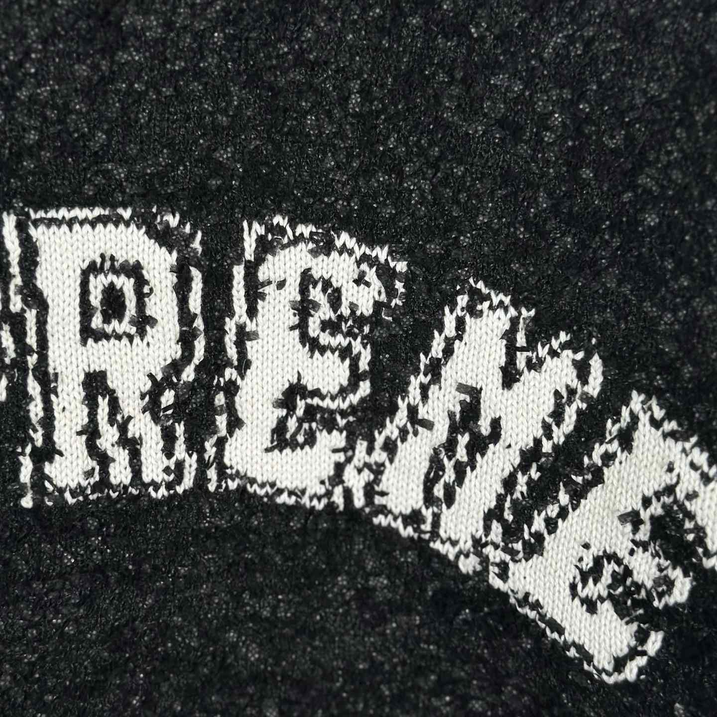 Supreme Textured Arc Sweater - DopestKickz