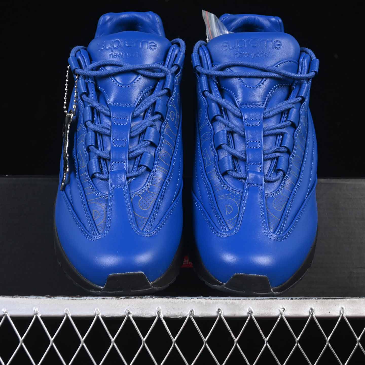 Supreme x Nike Air Max 95 Lux    CI0999-400 - DopestKickz