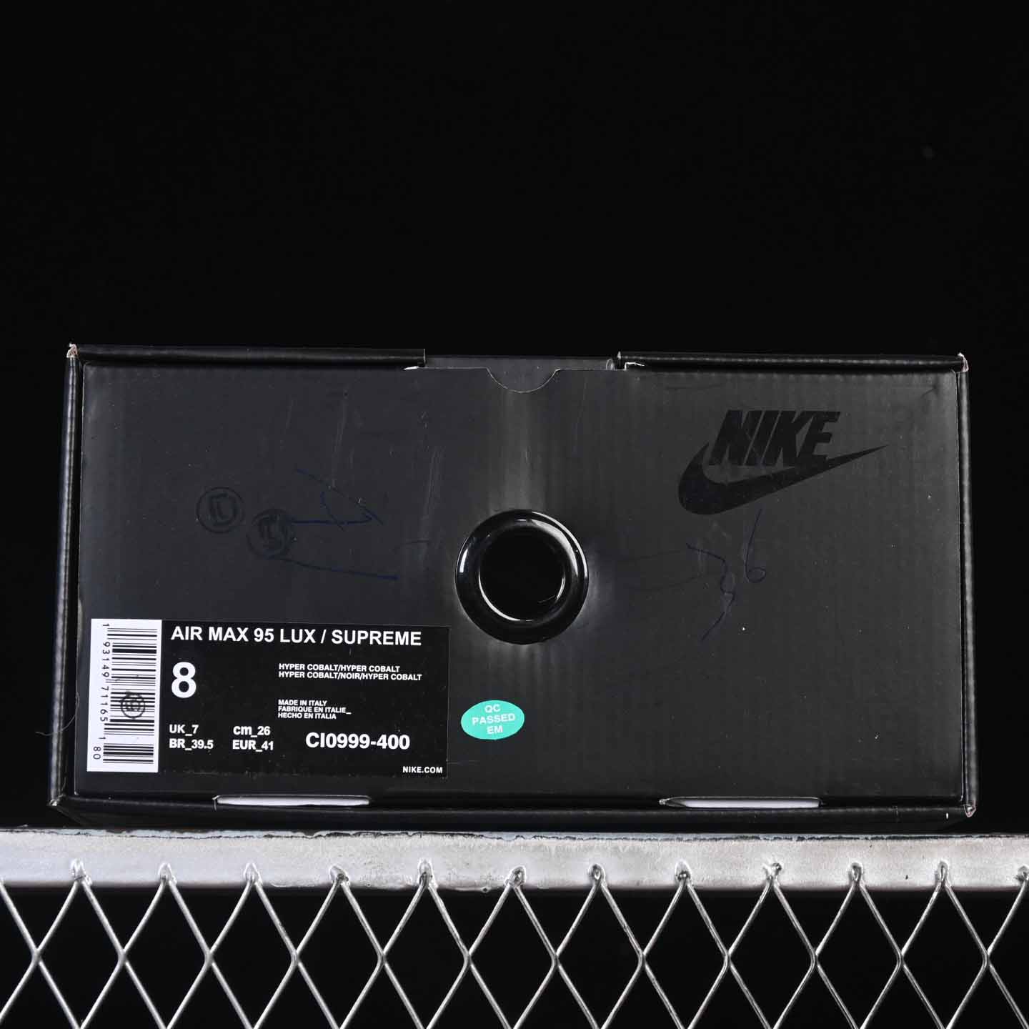 Supreme x Nike Air Max 95 Lux    CI0999-400 - DopestKickz