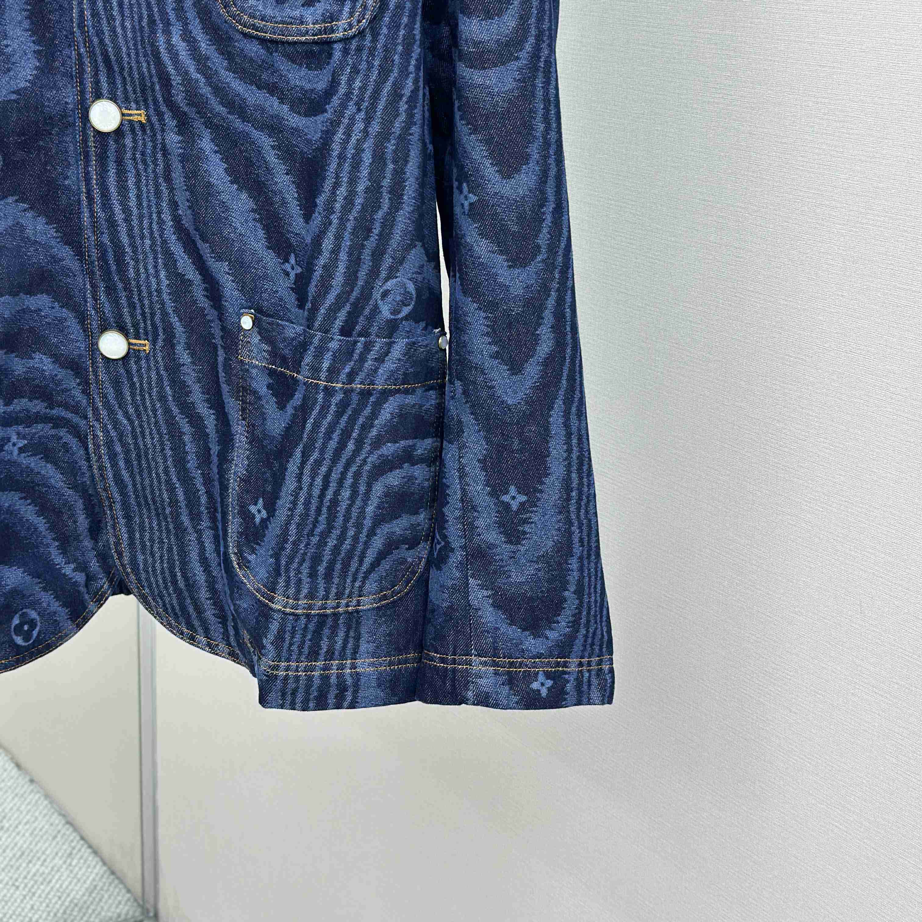 Louis Vuitton Chic Collarless Denim Jacket   1AHUXT - DopestKickz