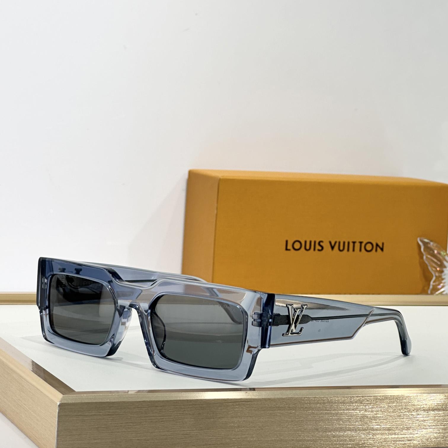 Louis Vuitton LV Clash Low Square Sunglasses   Z2864E - DopestKickz