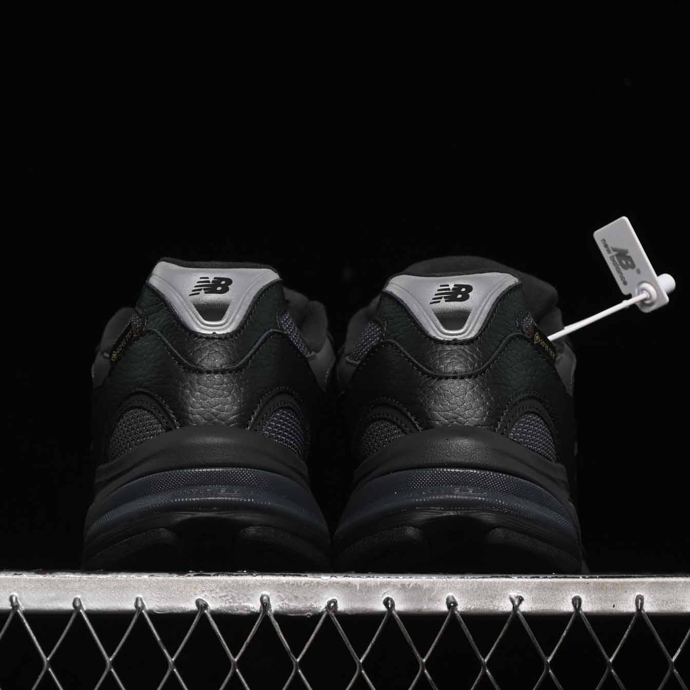 New Balance 2010   U2010RTC - DopestKickz