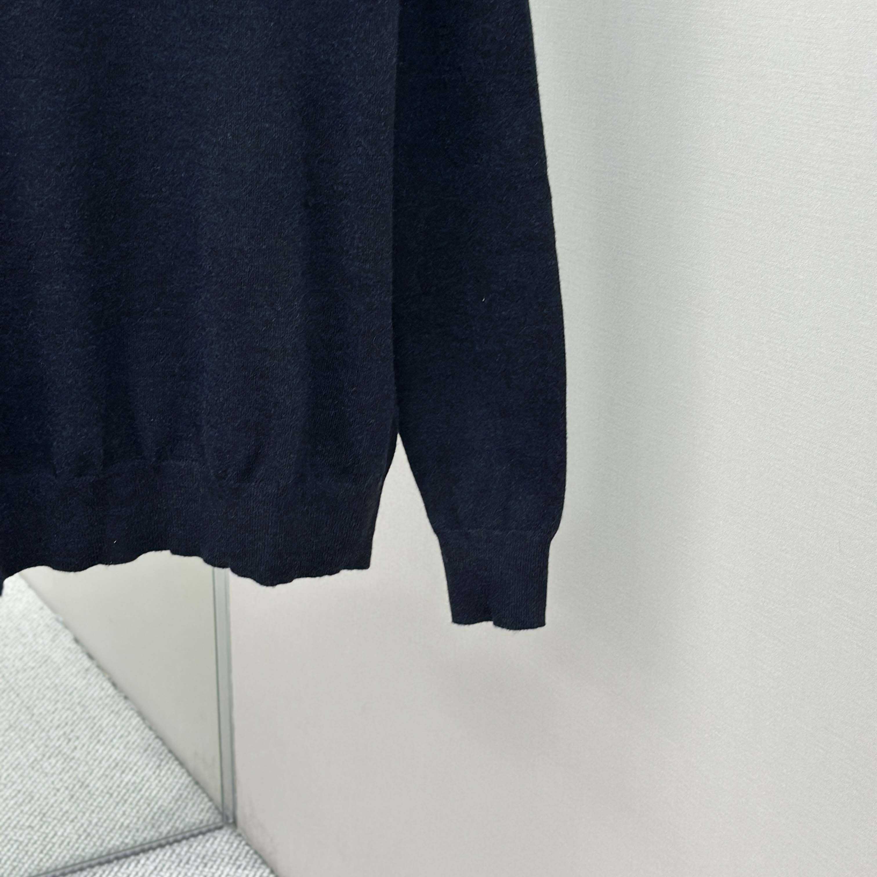 Burberry Long-sleeve Cashmere Blend Polo Shirt - DopestKickz