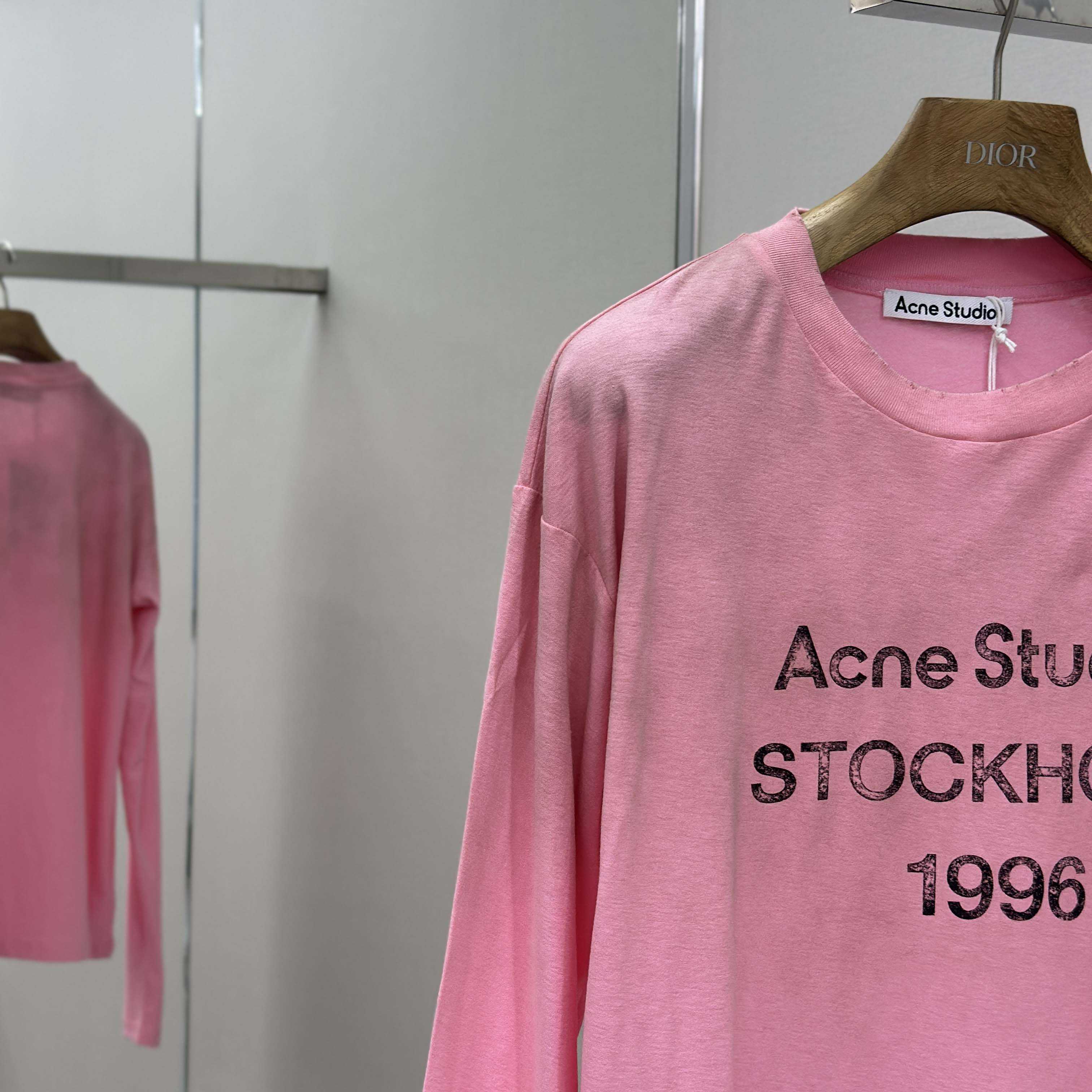 Acne Studios Logo T-shirt - Relaxed Fit - DopestKickz