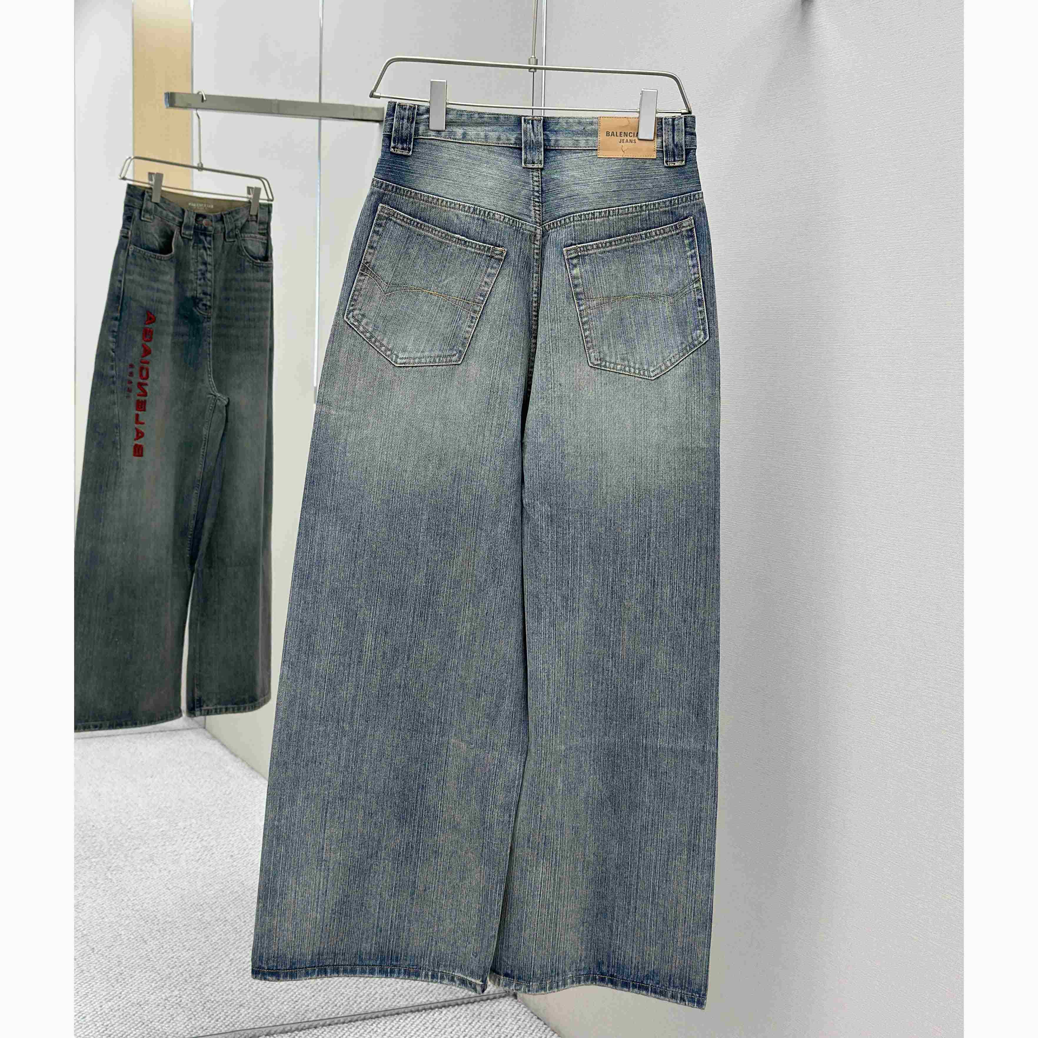 Balenciaga Baggy Jeans - DopestKickz