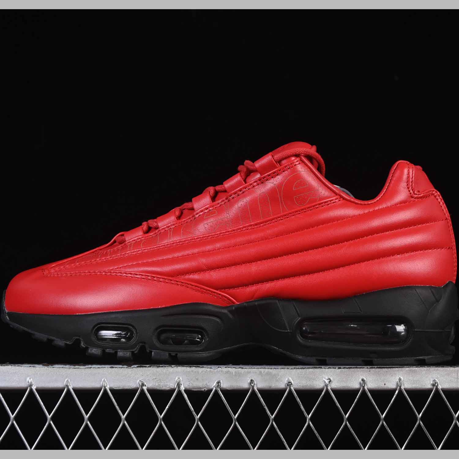 Supreme x Nike Air Max 95 Lux    CI0999-600 - DopestKickz