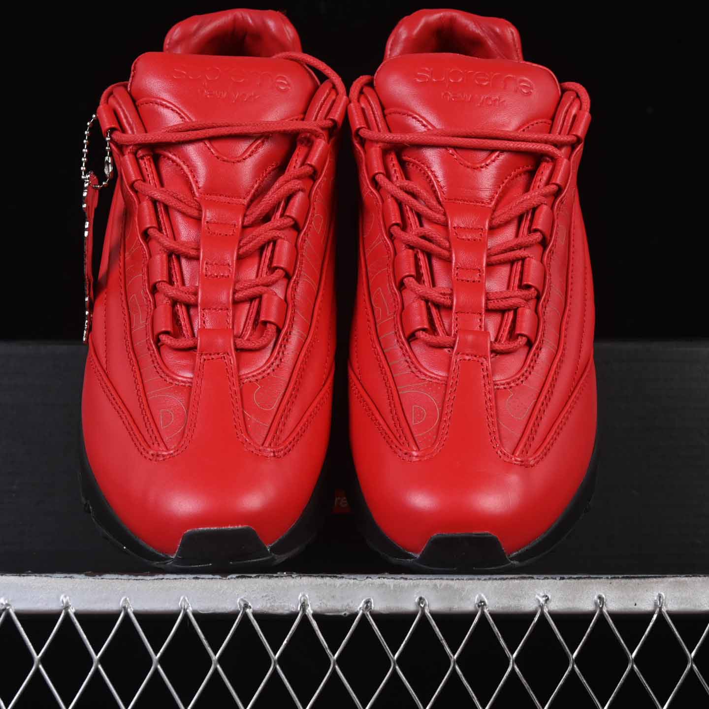 Supreme x Nike Air Max 95 Lux    CI0999-600 - DopestKickz