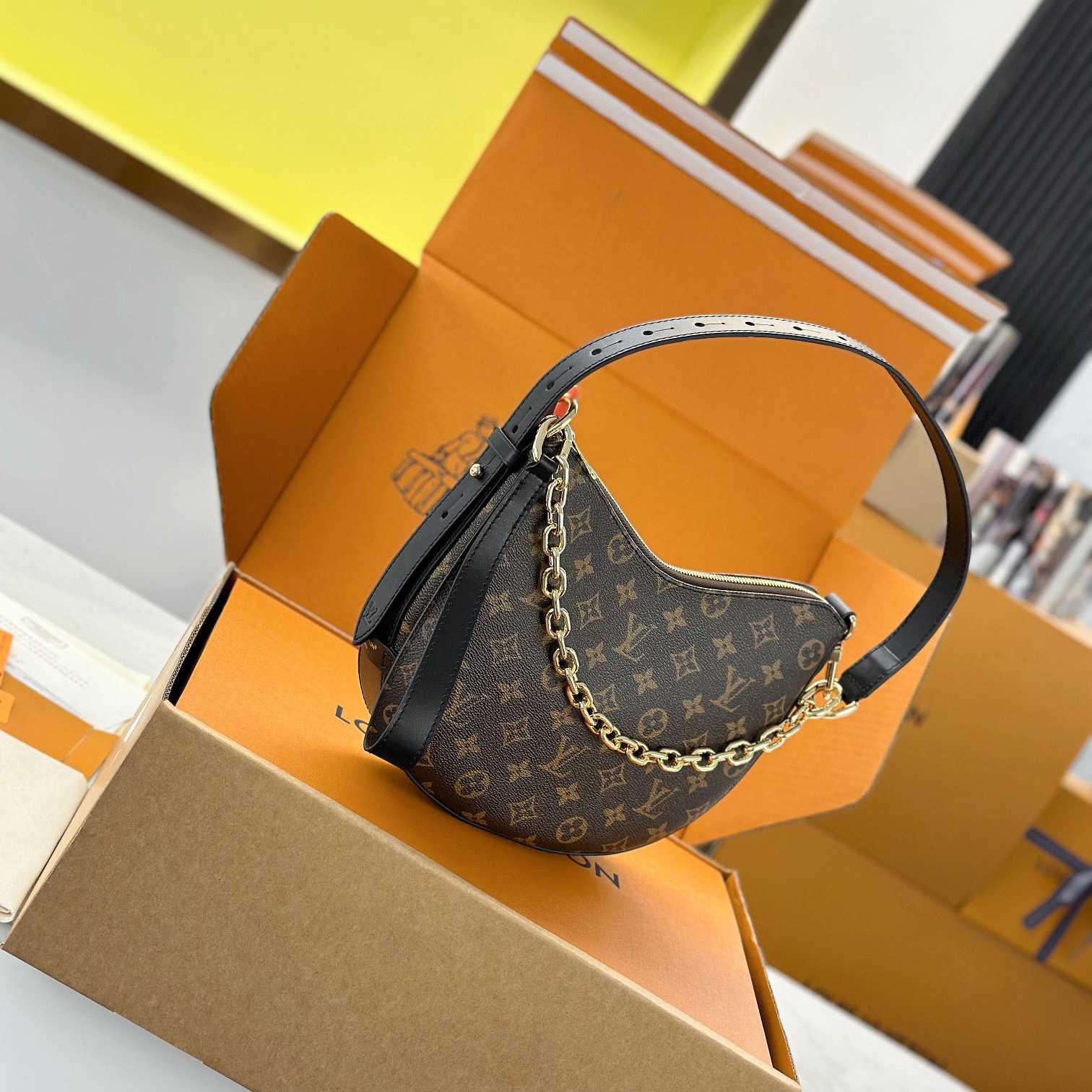 Louis Vuitton Cookie BB   M15056 - DopestKickz