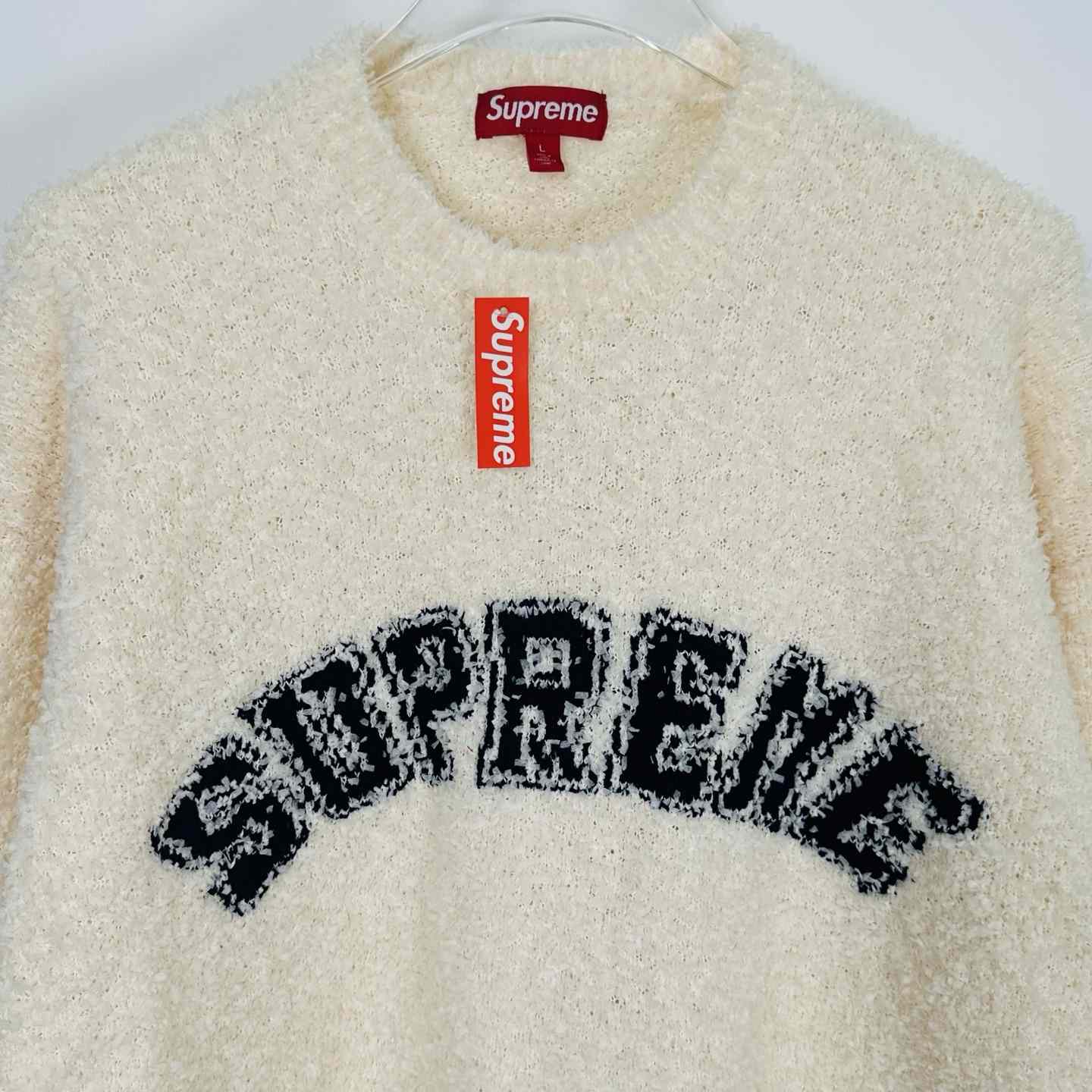 Supreme Textured Arc Sweater - DopestKickz