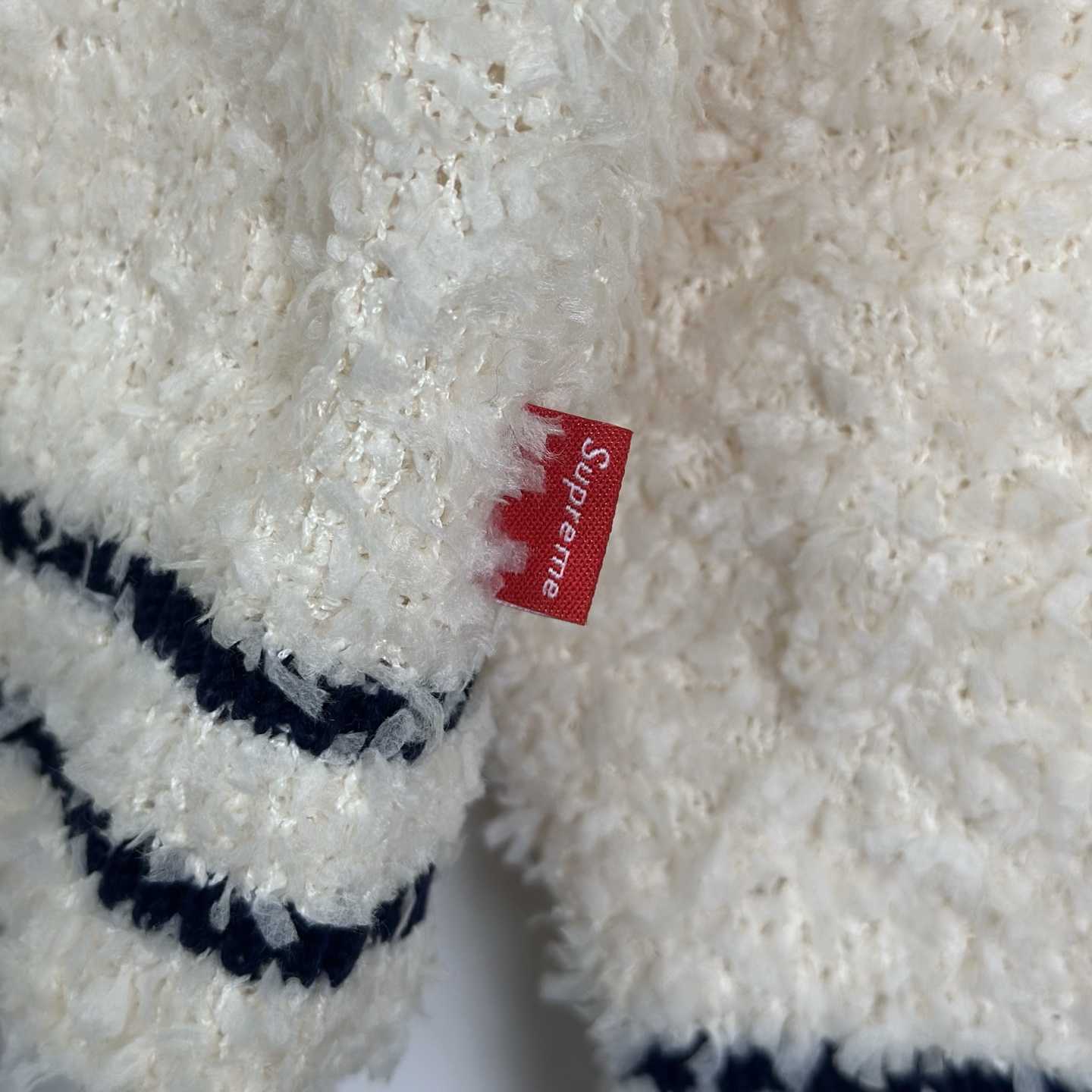 Supreme Textured Arc Sweater - DopestKickz