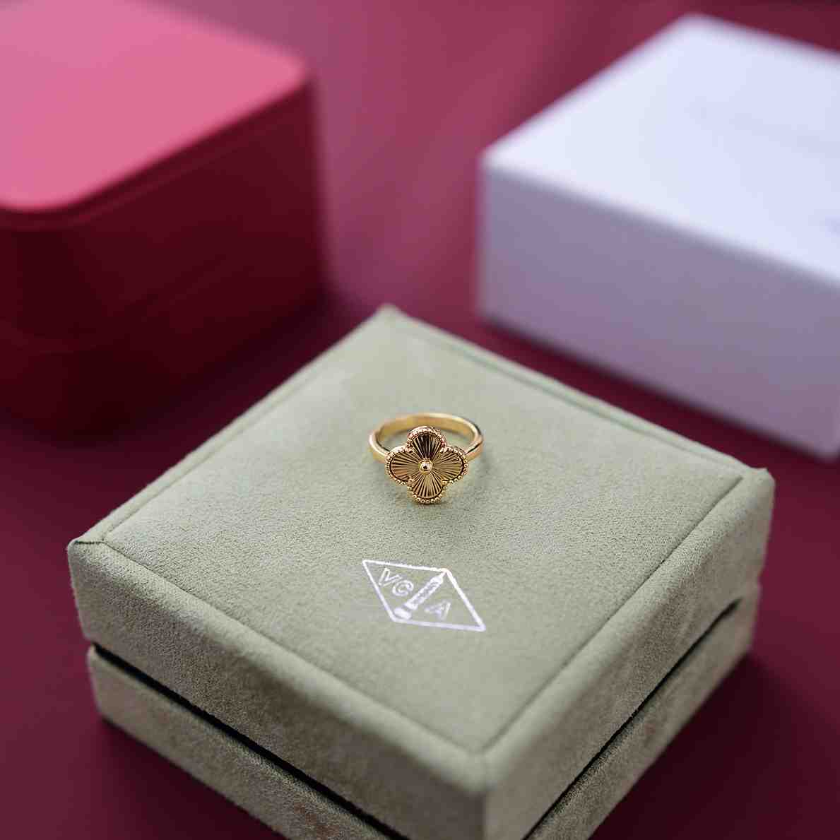 Van Cleef & Arpels Rings - DopestKickz