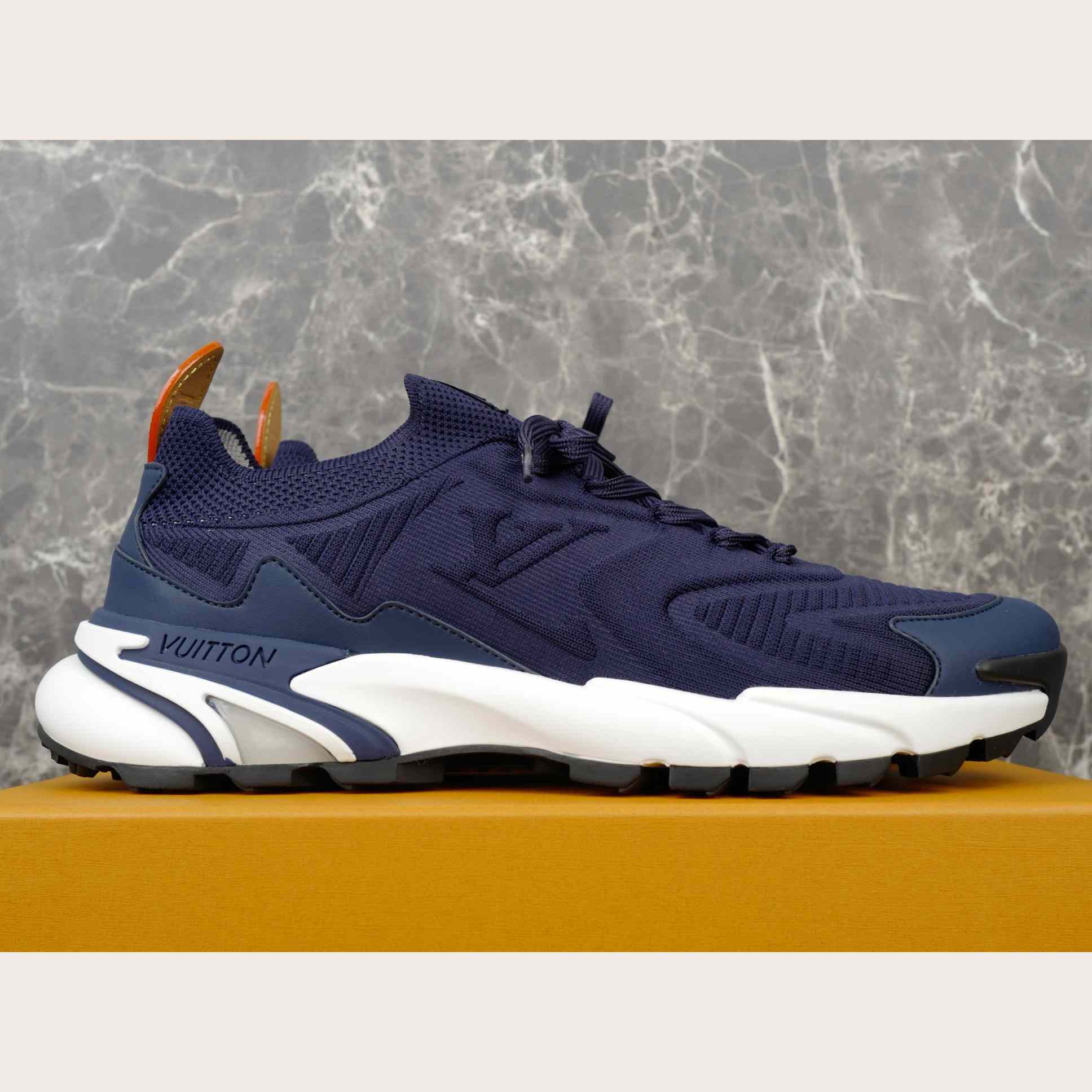 Louis Vuitton LV Runner Tatic Sneaker   1AILK6 - DopestKickz