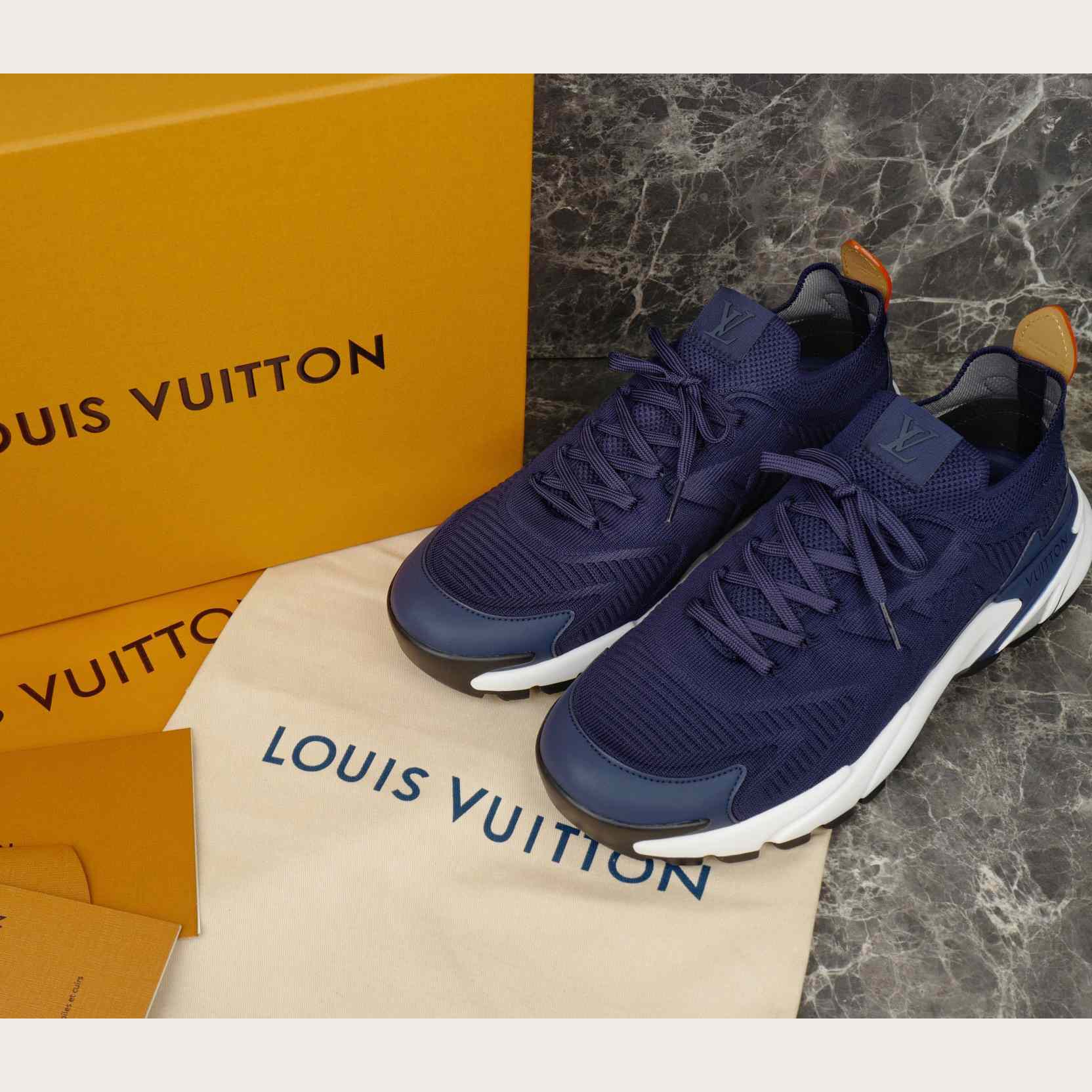 Louis Vuitton LV Runner Tatic Sneaker   1AILK6 - DopestKickz