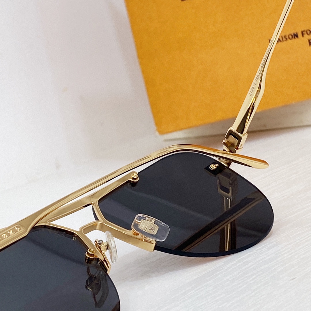 Louis Vuitton LV Ash Sunglasses   Z1261E - DopestKickz