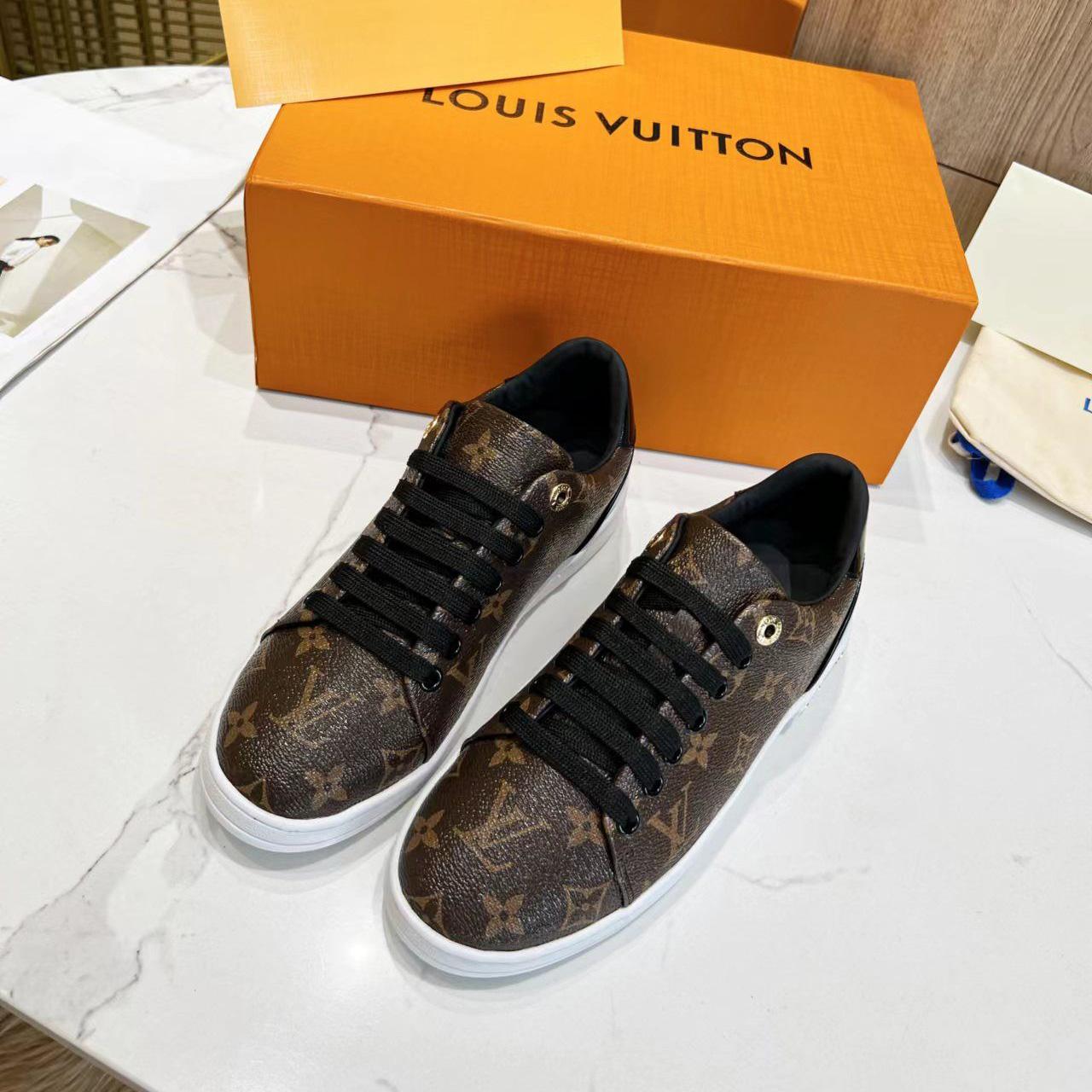 Louis Vuitton Frontrow Sneaker   1A1F4J - DopestKickz