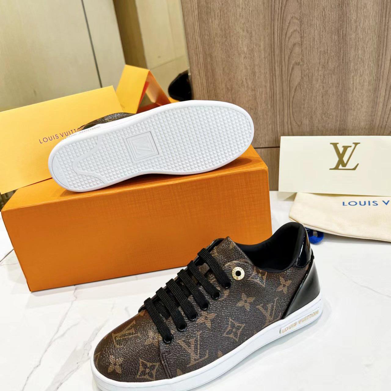 Louis Vuitton Frontrow Sneaker   1A1F4J - DopestKickz
