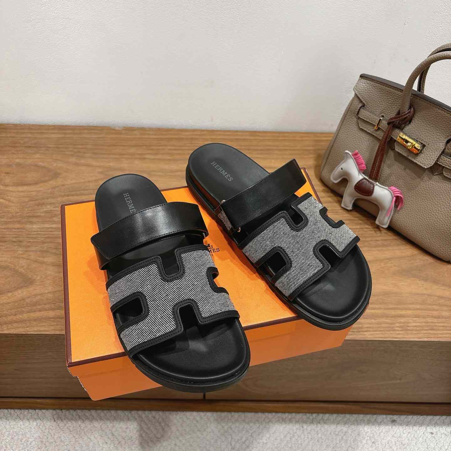 Hermes Chypre Sandal - DopestKickz