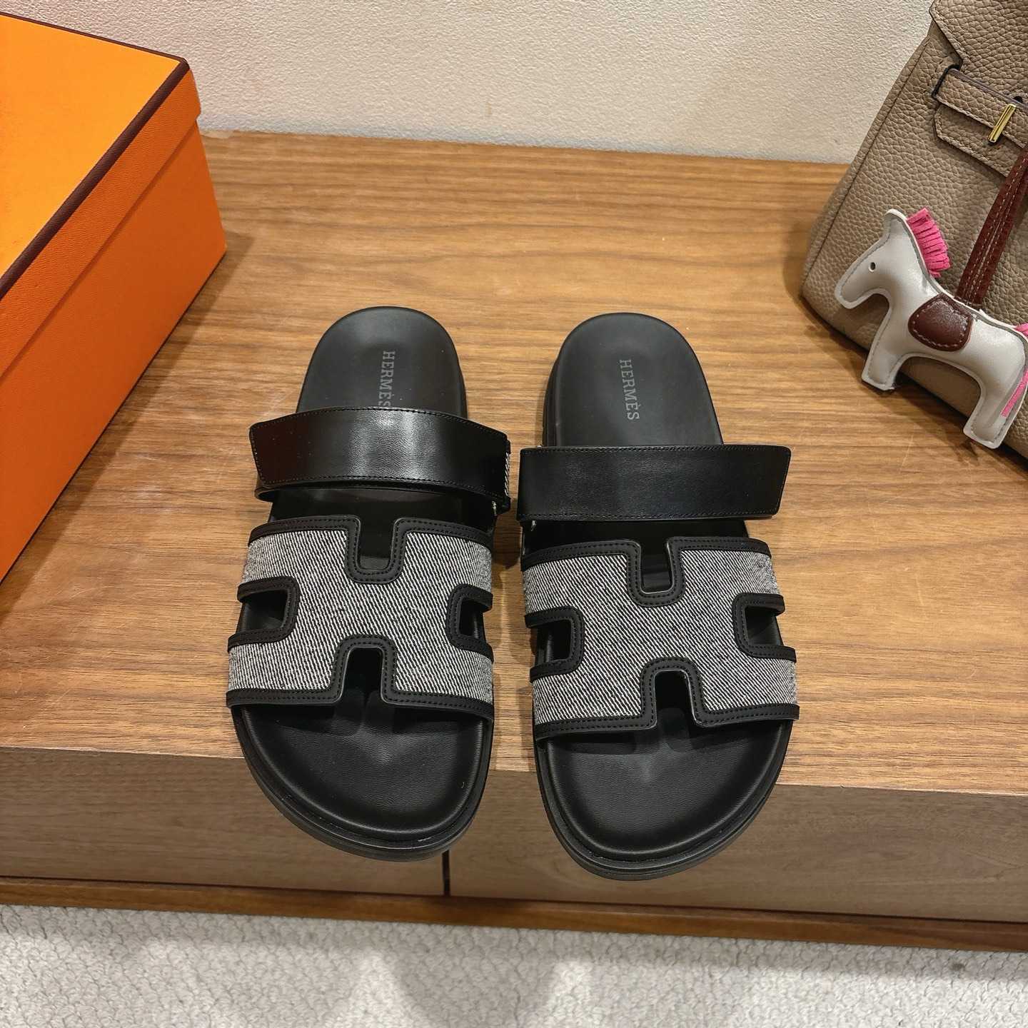 Hermes Chypre Sandal - DopestKickz