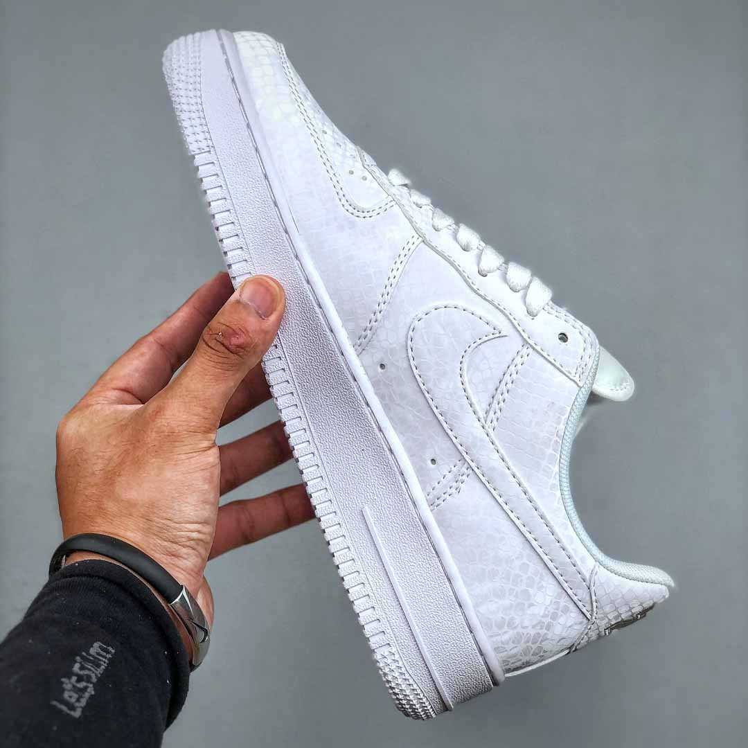 Kobe x Nike Air Force 1'07 Low  IB0018-100   - DopestKickz