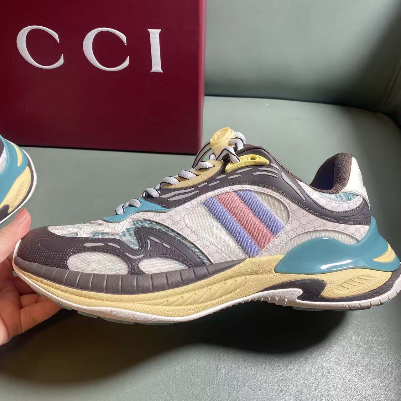 Gucci Men's Gucci 2.0 Sneaker - DopestKickz