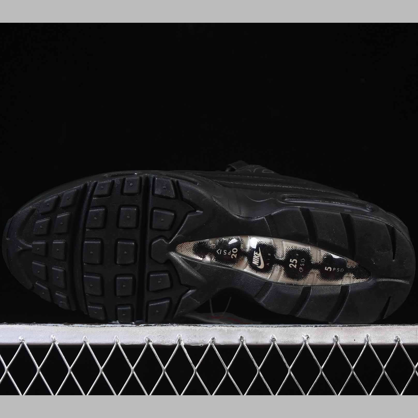 Supreme x Nike Air Max 95 Lux    CI0999-001 - DopestKickz