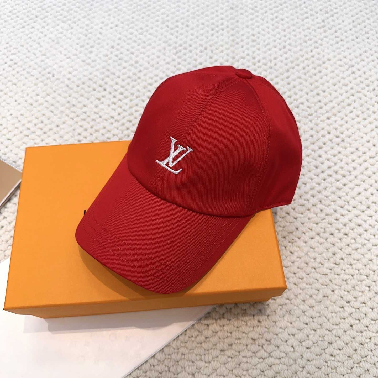 Louis Vuitton Cap - DopestKickz