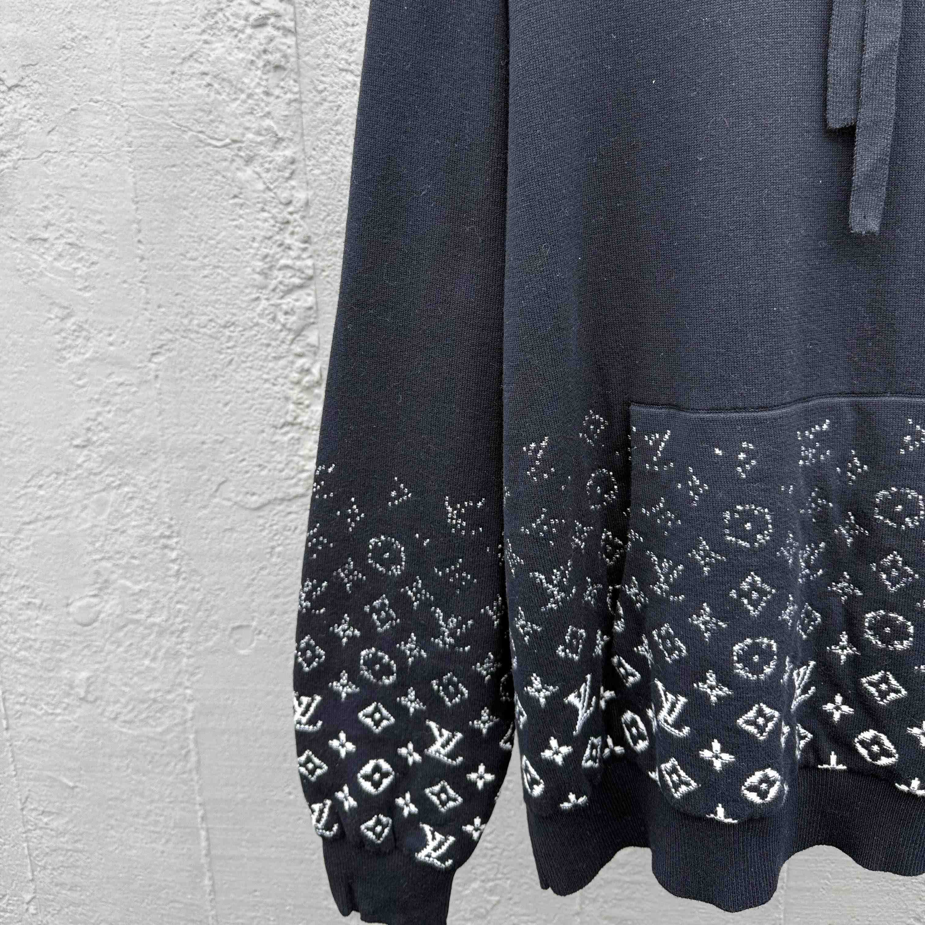 Louis Vuitton Gradient Cotton Hoodie   1AFAQE - DopestKickz