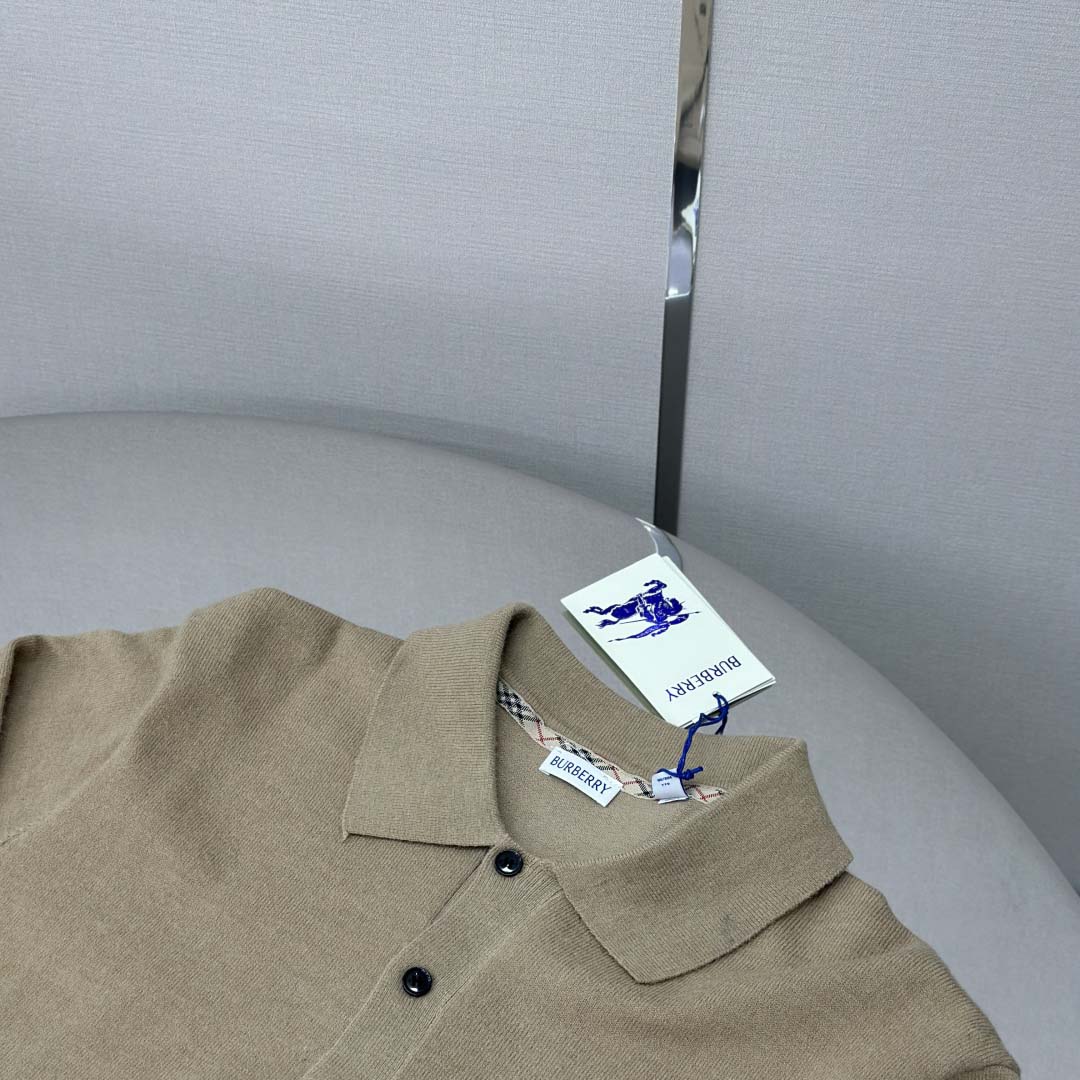 Burberry Long-sleeve Cashmere Blend Polo Shirt - DopestKickz