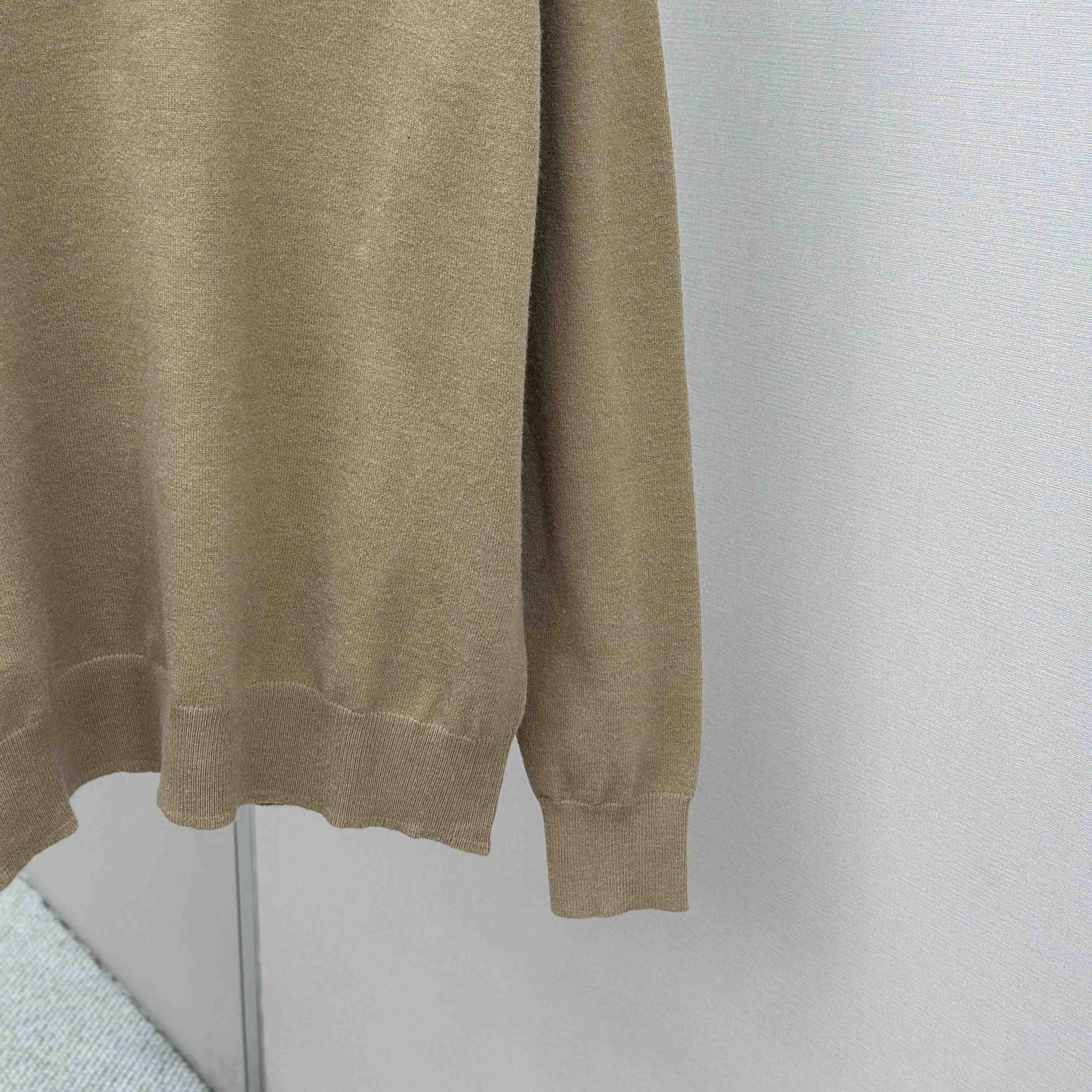 Burberry Long-sleeve Cashmere Blend Polo Shirt - DopestKickz