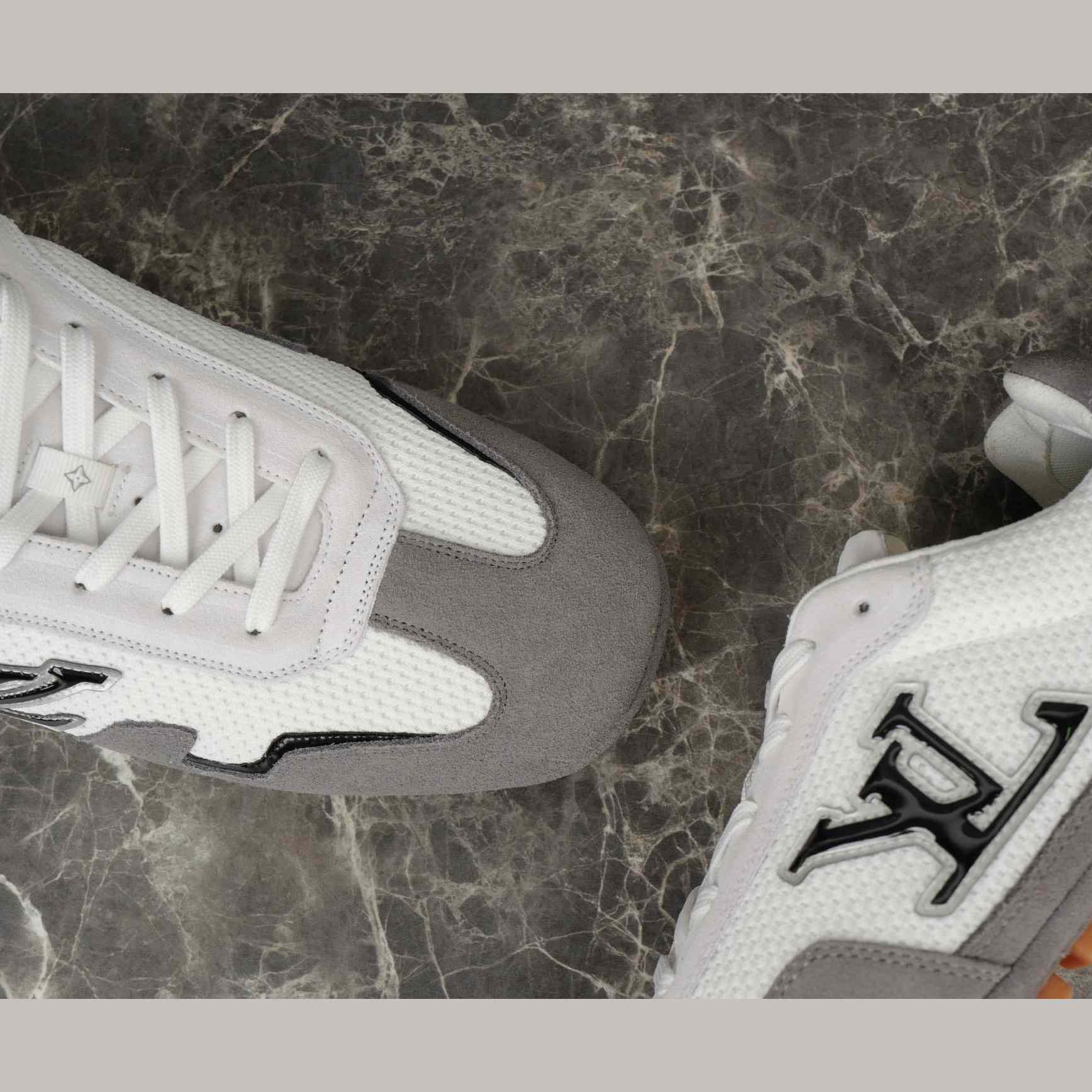 Louis Vuitton LV Rally Sneaker   1AHWXT - DopestKickz