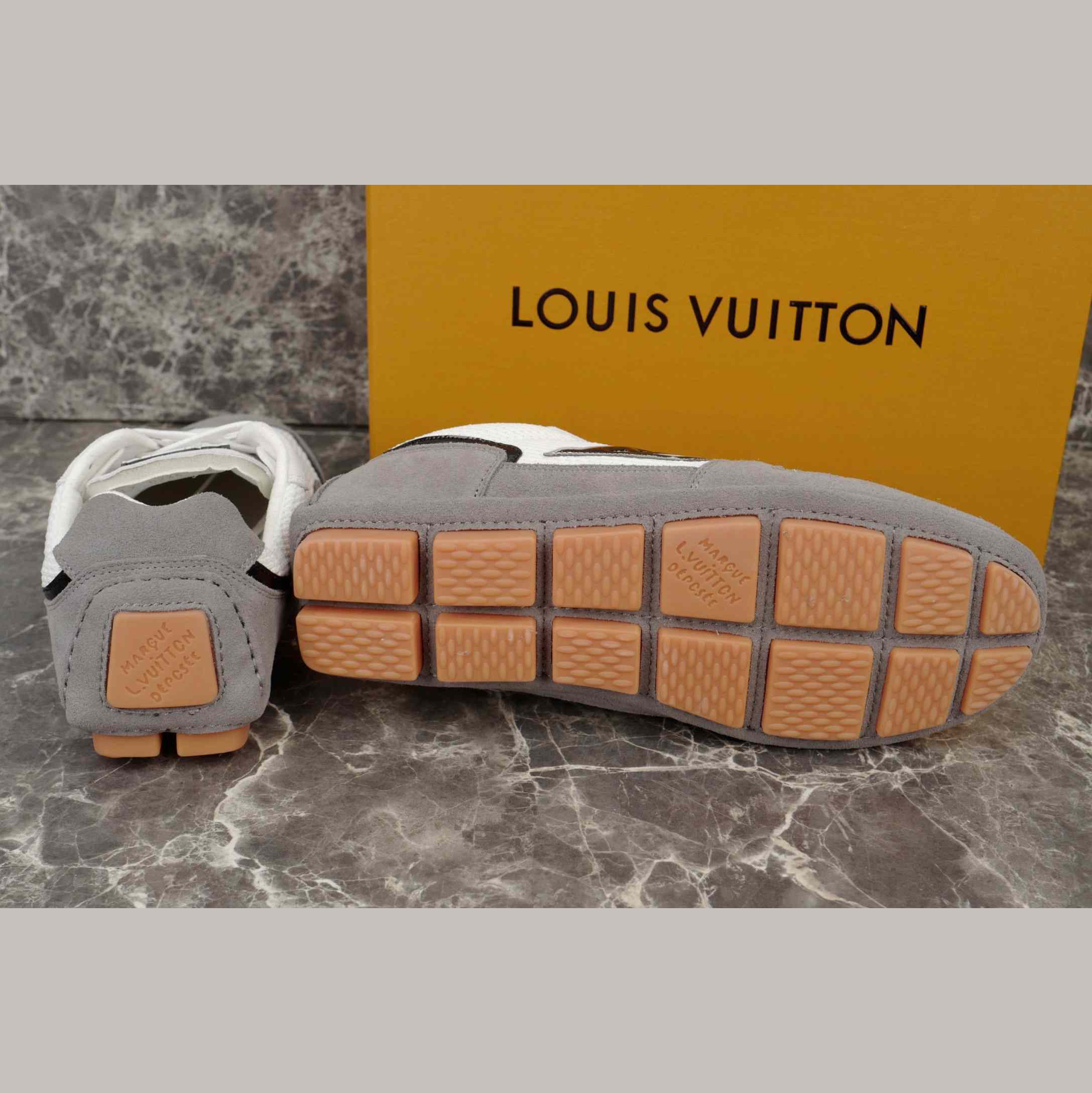 Louis Vuitton LV Rally Sneaker   1AHWXT - DopestKickz