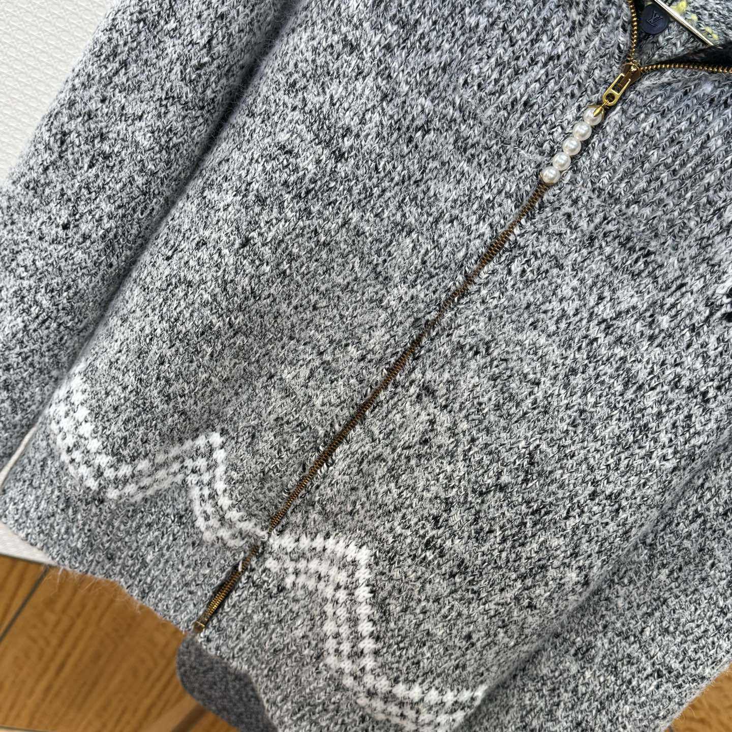 Louis Vuitton Zippered Knitted Blouson   1AIMD0 - DopestKickz