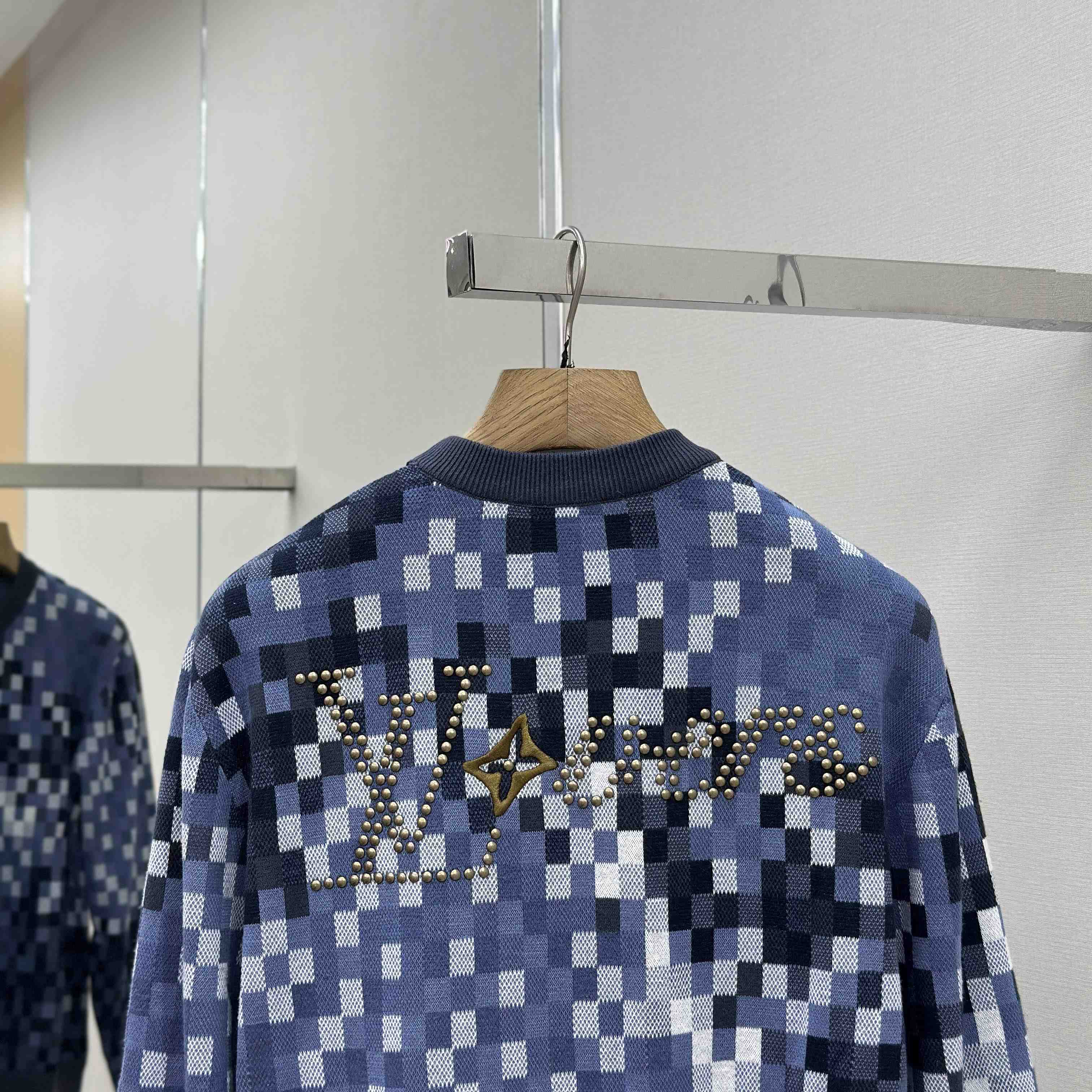 Louis Vuitton LV Vers Damoflage Jacquard Pullover   1AGHTO - DopestKickz