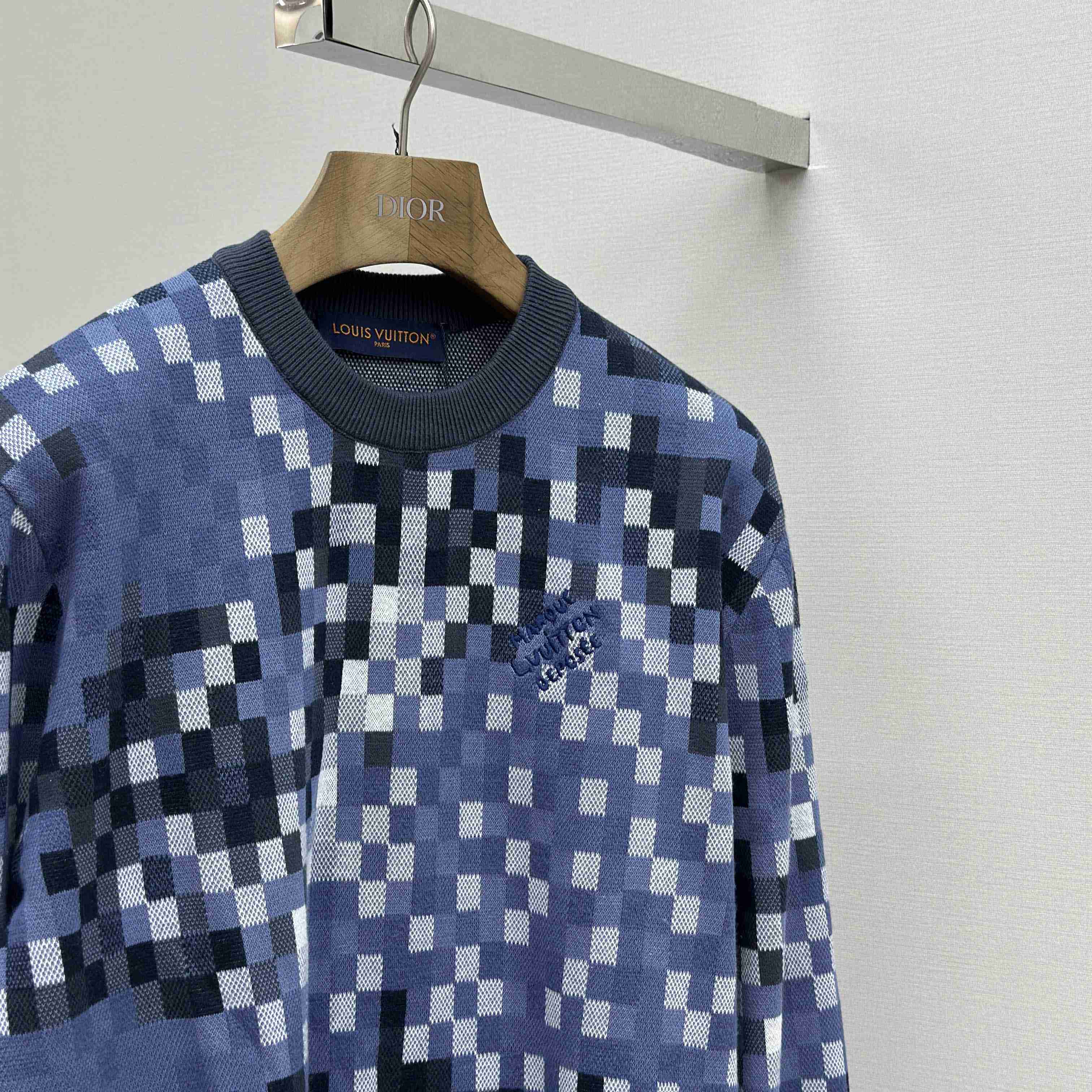 Louis Vuitton LV Vers Damoflage Jacquard Pullover   1AGHTO - DopestKickz