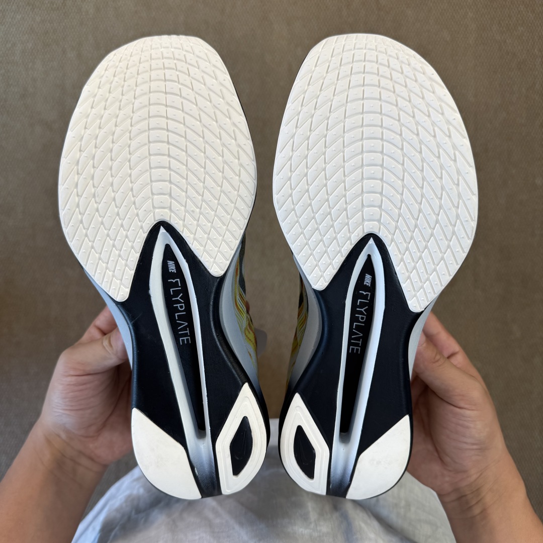 Nike Zoom Vaporfly Next 4%   IB8167-999 - DopestKickz