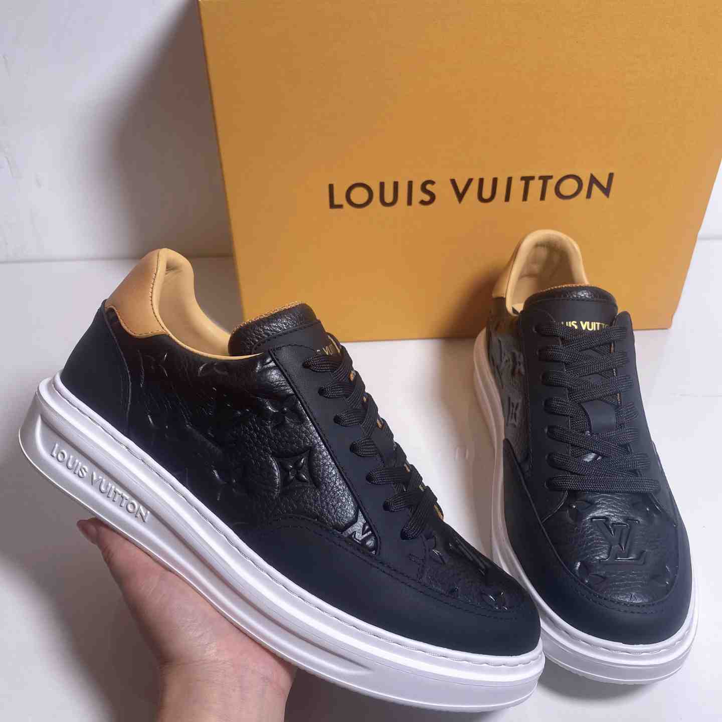Louis Vuitton Beverly Hills Sneaker   1A8V43 - DopestKickz