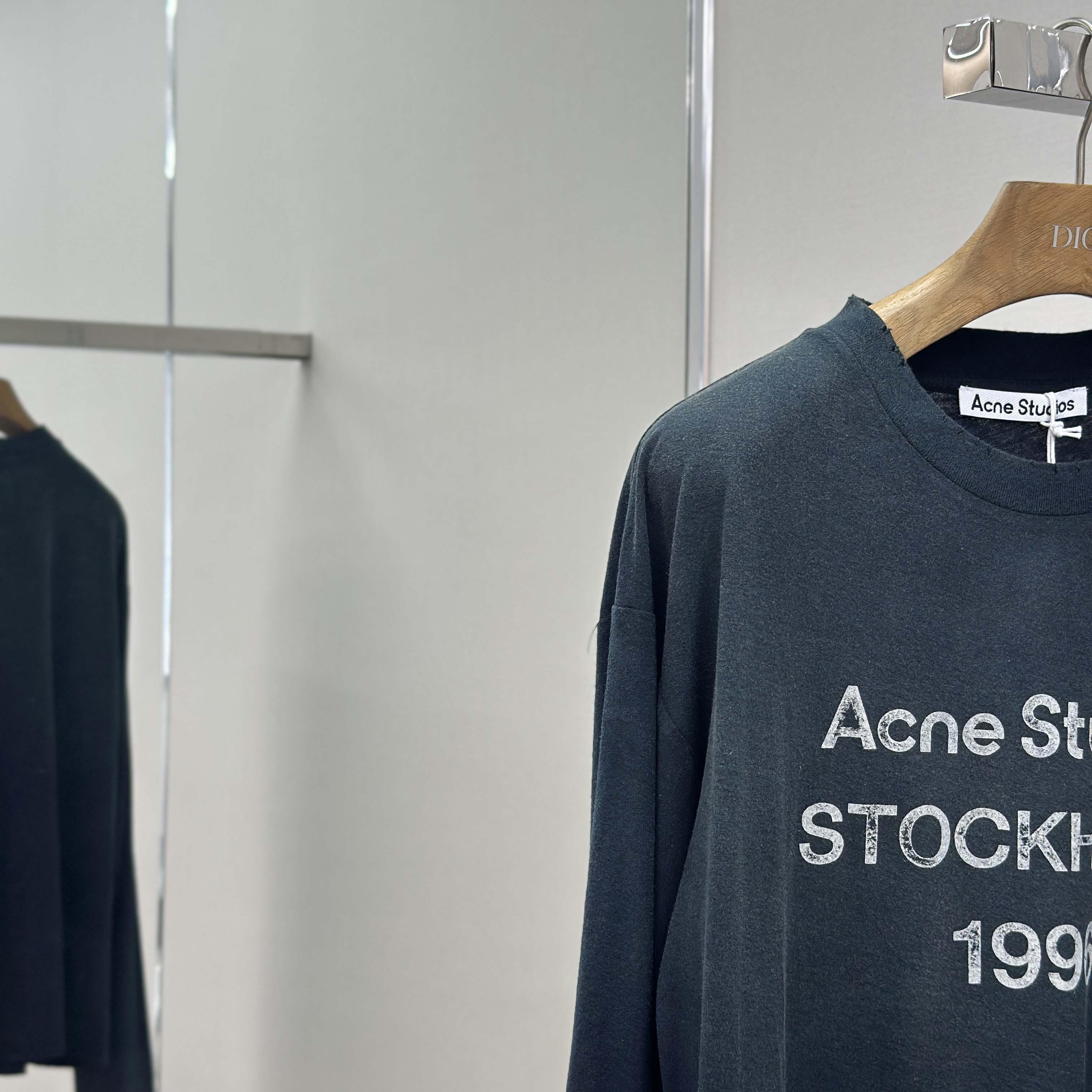 Acne Studios Logo T-shirt - Relaxed Fit - DopestKickz