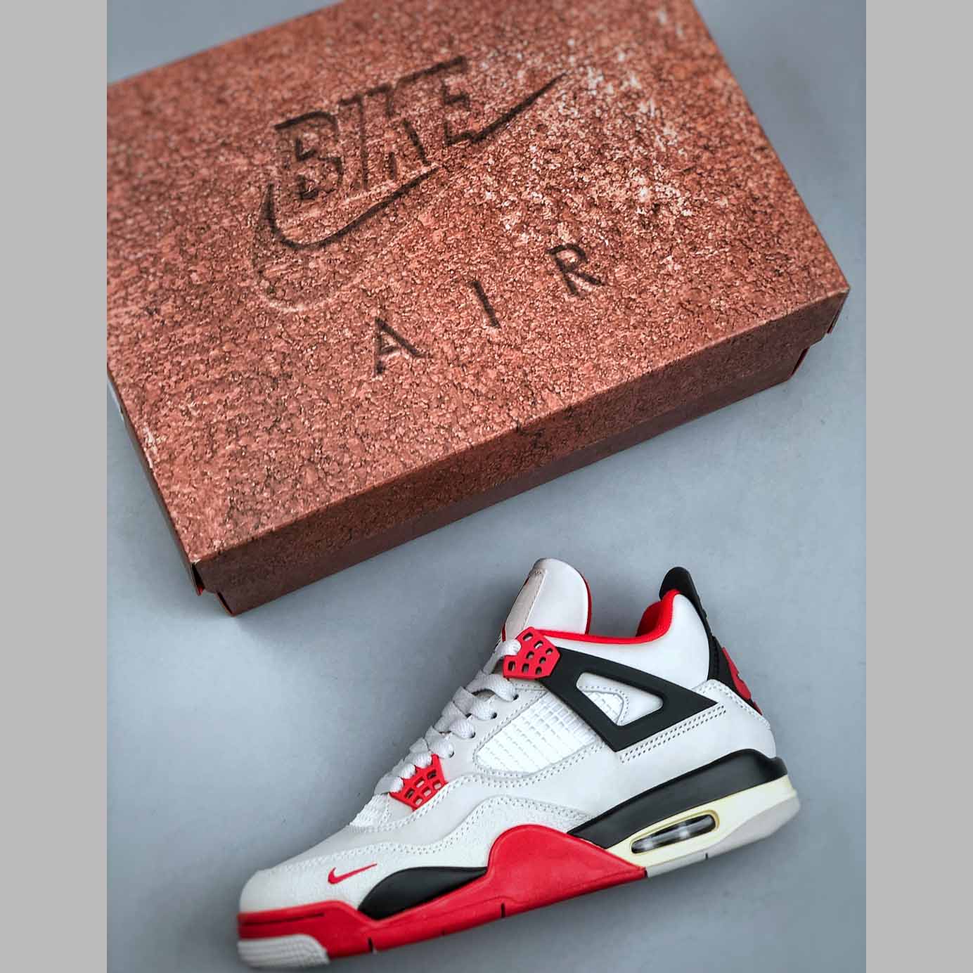 Air Jordan 4 retro   HF4340 002 - DopestKickz