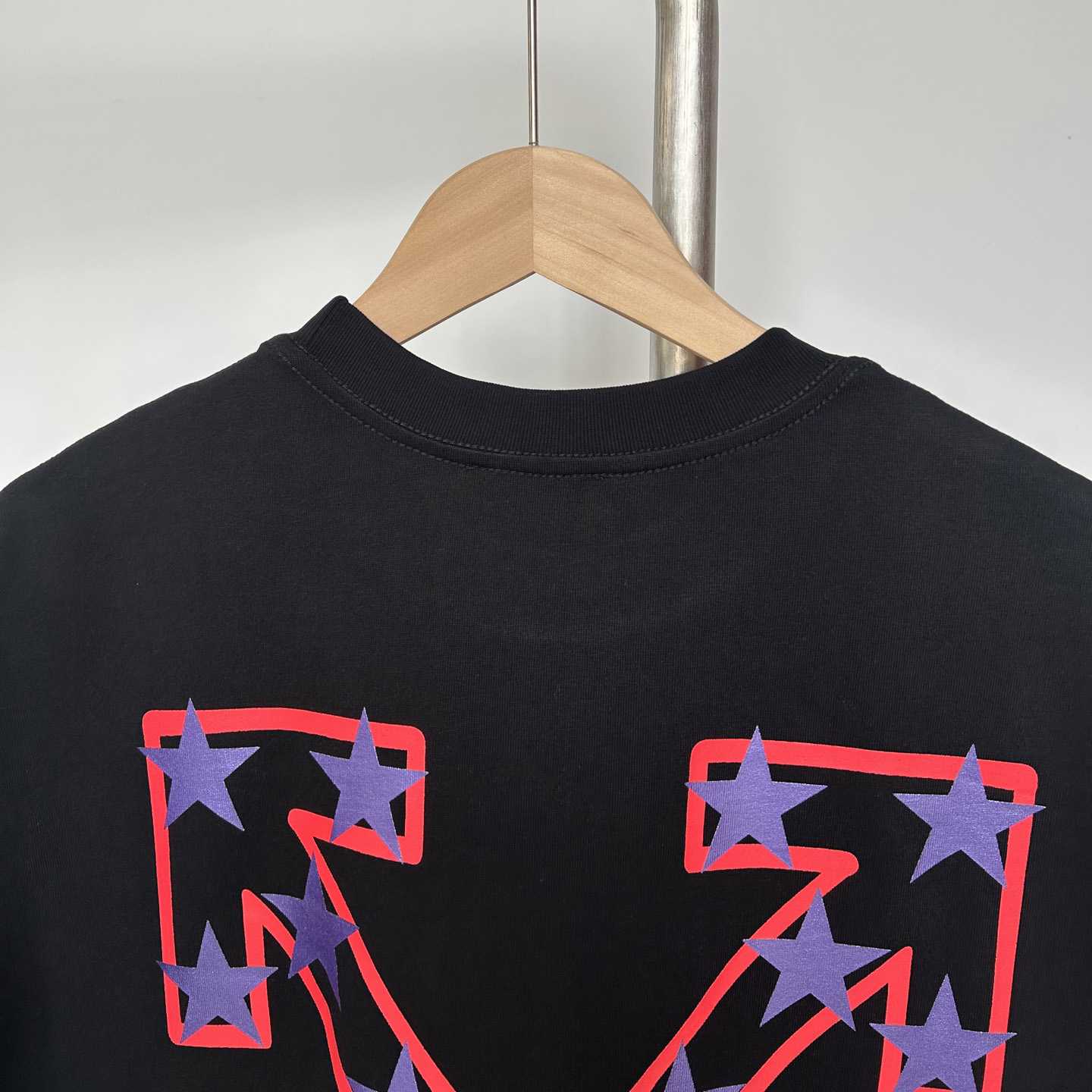 Off-White Black Starry Arrow T-Shirt - DopestKickz